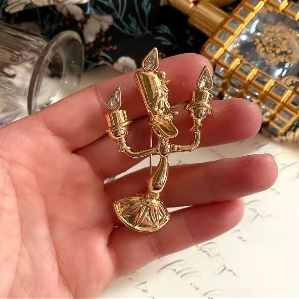 Candle Holder Beauty&Beast Gold Brooch - Picture 3 of 16